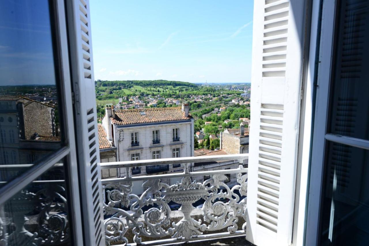 Le Twelve Hotel Angouleme Exterior photo